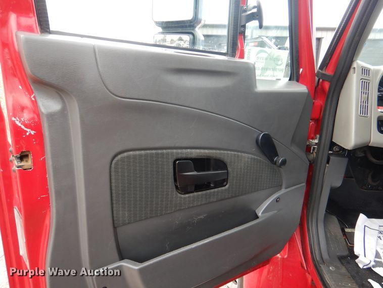 image for item DJ0367 2009 International 4300  dump truck