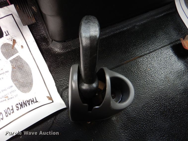 image for item DJ0367 2009 International 4300  dump truck