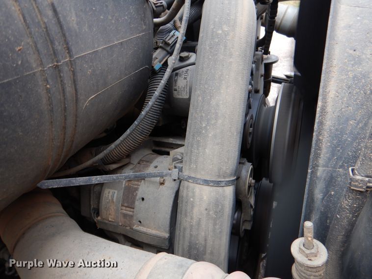 image for item DJ0367 2009 International 4300  dump truck