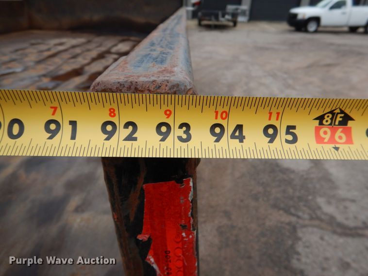 image for item DJ0367 2009 International 4300  dump truck