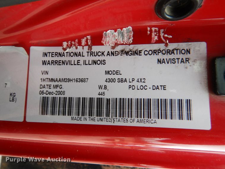 image for item DJ0367 2009 International 4300  dump truck