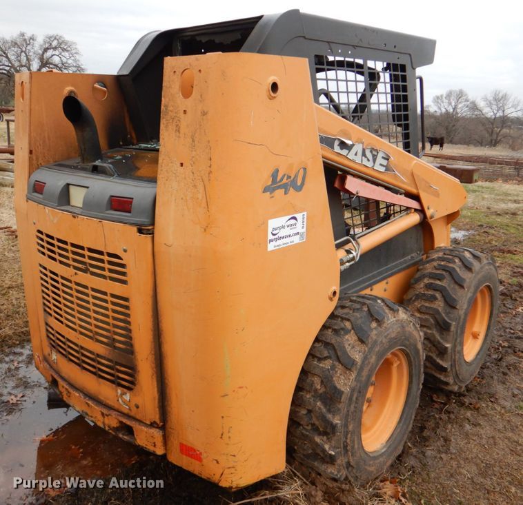 image for item DJ0369 2005 Case 440  skid steer loader