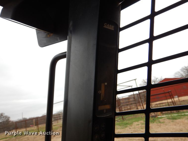 image for item DJ0369 2005 Case 440  skid steer loader