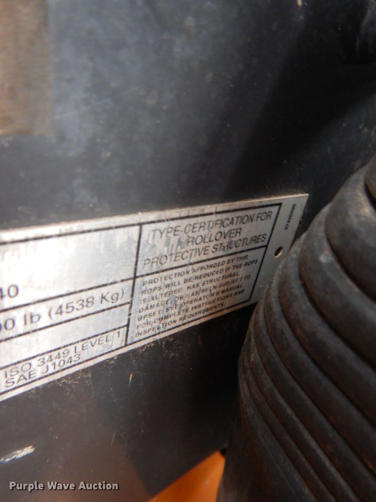 image for item DJ0369 2005 Case 440  skid steer loader