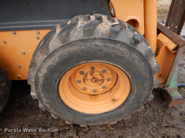 image for item DJ0369 2005 Case 440  skid steer loader