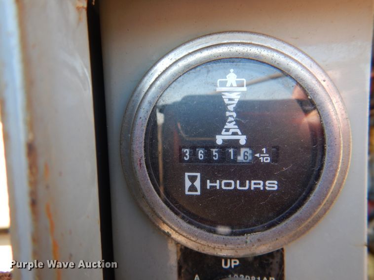 image for item DJ0372 1996 Skyjack SJ8231F  scissor lift