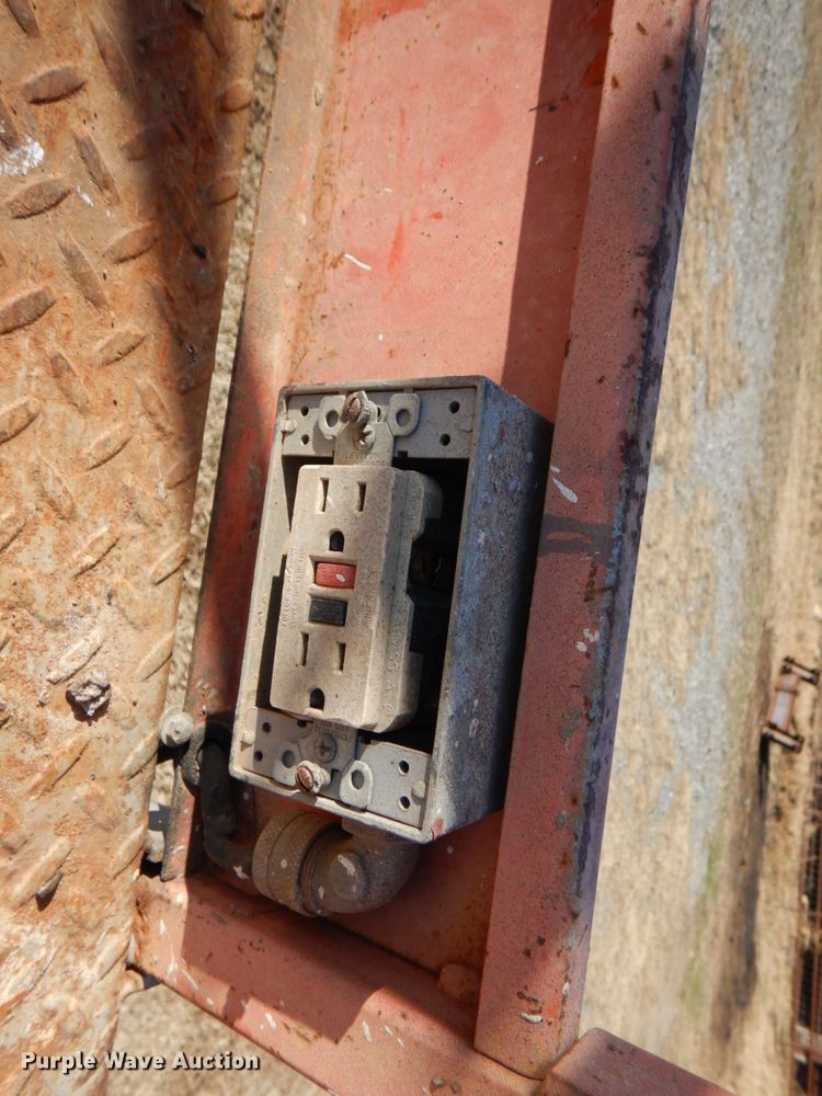 image for item DJ0372 1996 Skyjack SJ8231F  scissor lift