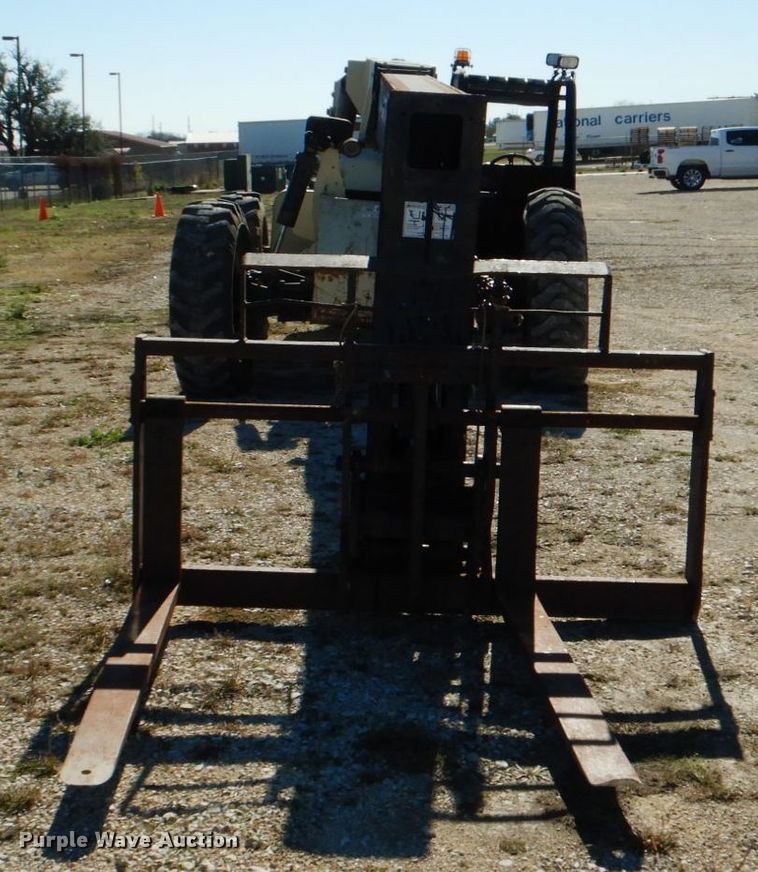 image for item DJ0761 2008 Ingersoll Rand VR-1044C  telehandler