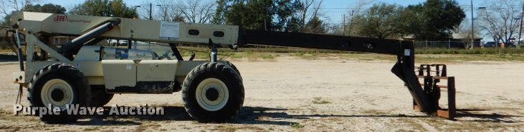 image for item DJ0761 2008 Ingersoll Rand VR-1044C  telehandler