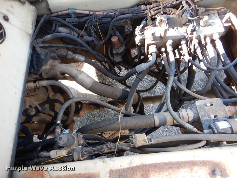 image for item DJ0761 2008 Ingersoll Rand VR-1044C  telehandler