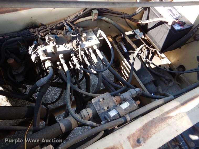 image for item DJ0761 2008 Ingersoll Rand VR-1044C  telehandler