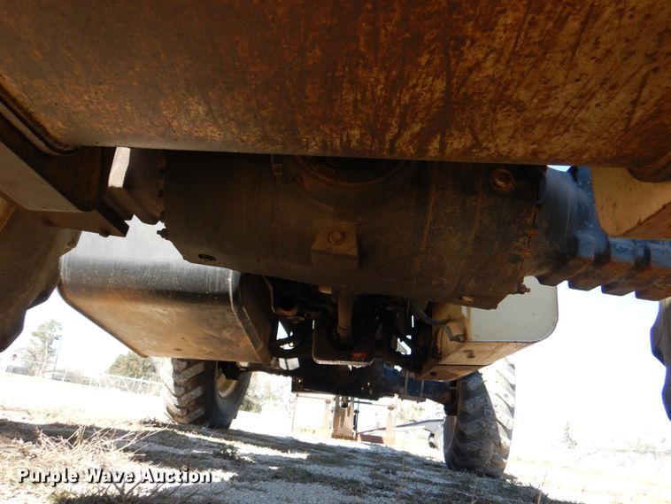 image for item DJ0761 2008 Ingersoll Rand VR-1044C  telehandler