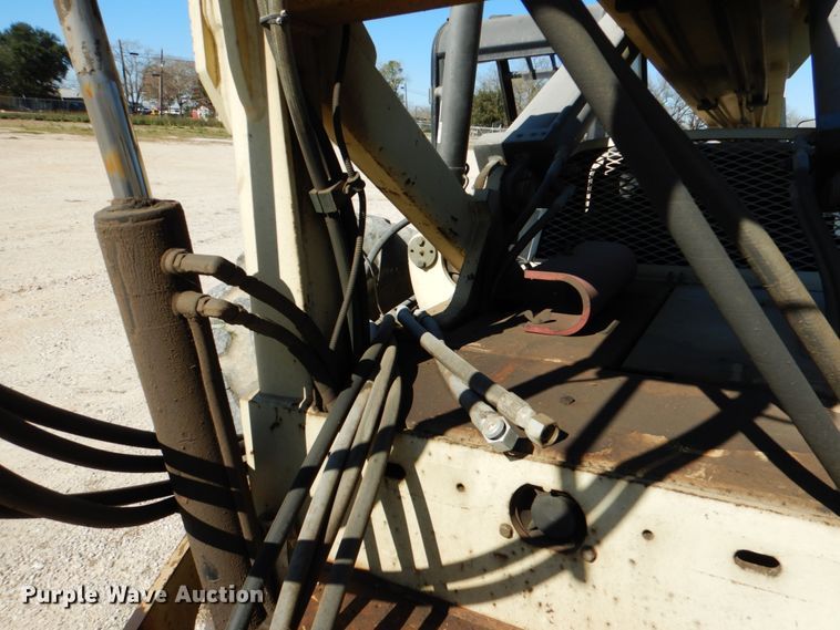 image for item DJ0761 2008 Ingersoll Rand VR-1044C  telehandler