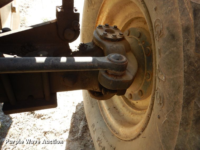 image for item DJ0761 2008 Ingersoll Rand VR-1044C  telehandler