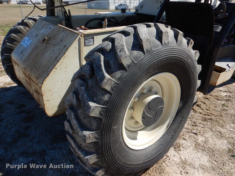 image for item DJ0761 2008 Ingersoll Rand VR-1044C  telehandler