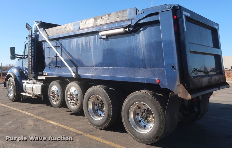 image for item DJ1824 2015 Kenworth T880  dump truck