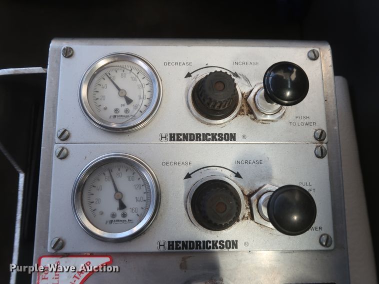 image for item DJ1824 2015 Kenworth T880  dump truck