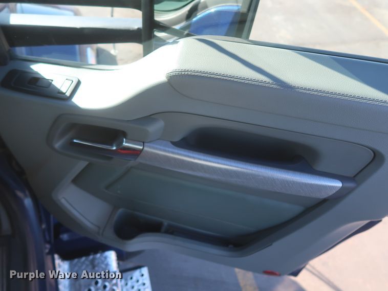 image for item DJ1824 2015 Kenworth T880  dump truck