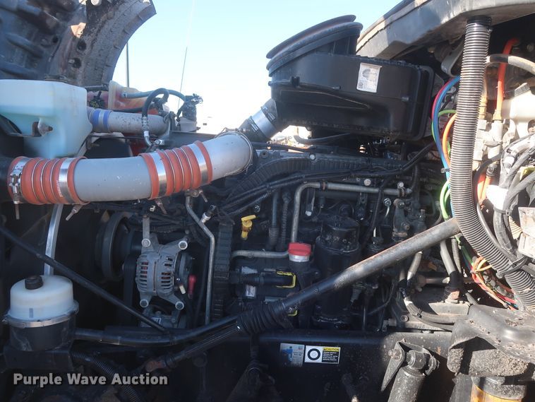 image for item DJ1824 2015 Kenworth T880  dump truck