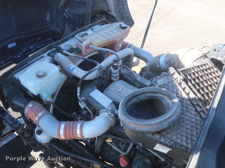 image for item DJ1824 2015 Kenworth T880  dump truck