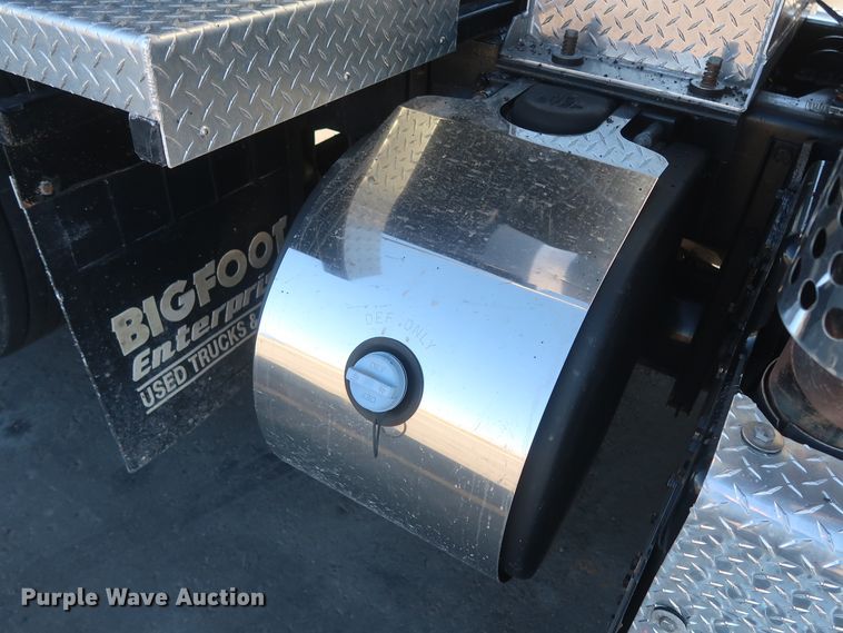 image for item DJ1824 2015 Kenworth T880  dump truck