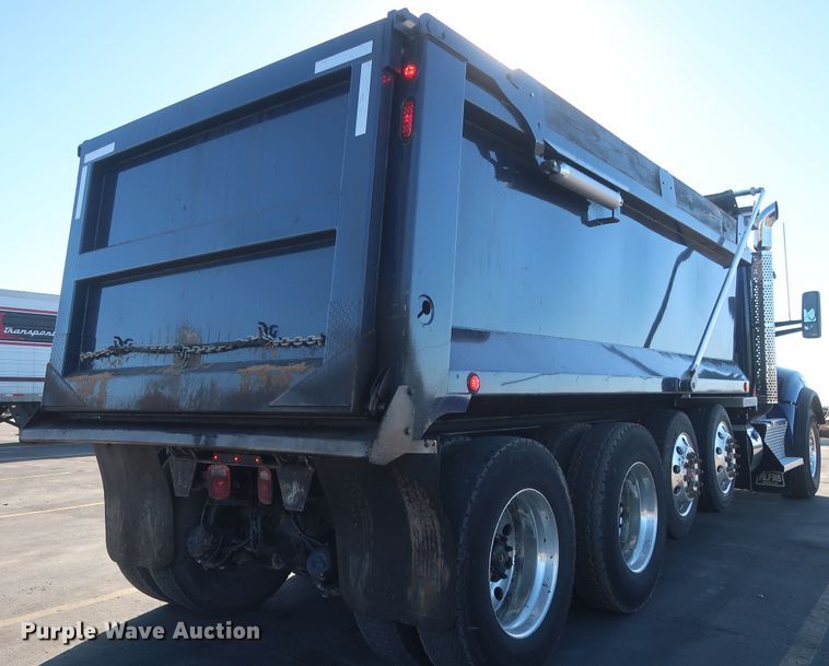 image for item DJ1824 2015 Kenworth T880  dump truck