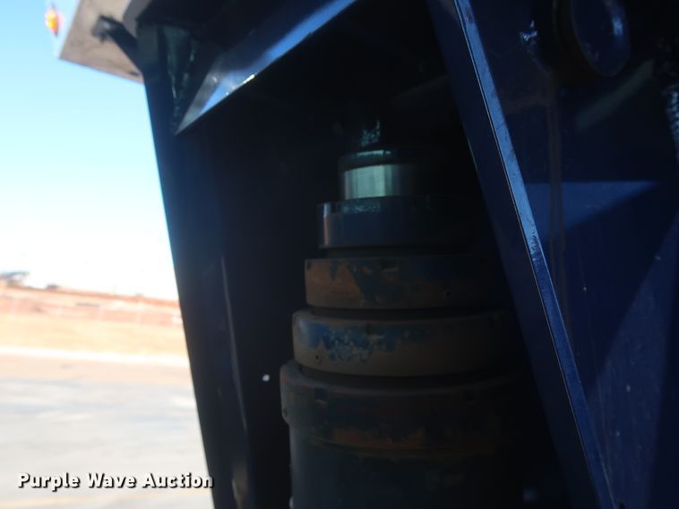 image for item DJ1824 2015 Kenworth T880  dump truck