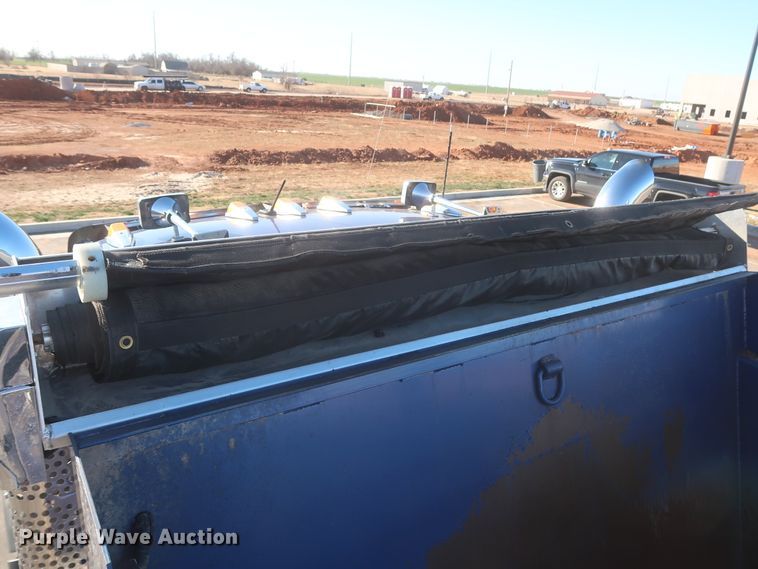 image for item DJ1824 2015 Kenworth T880  dump truck