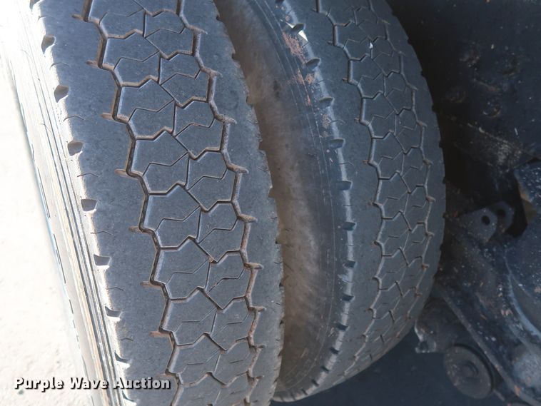 image for item DJ1824 2015 Kenworth T880  dump truck