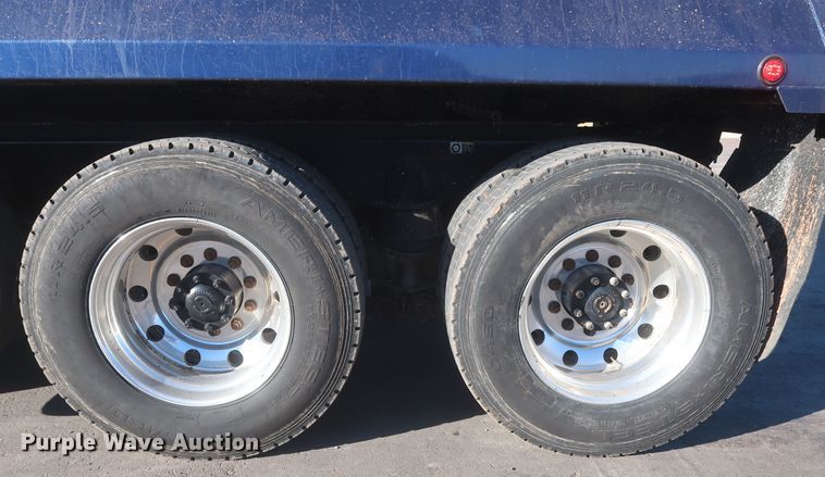 image for item DJ1824 2015 Kenworth T880  dump truck