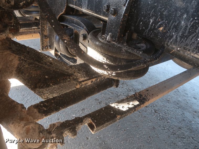 image for item DJ1824 2015 Kenworth T880  dump truck