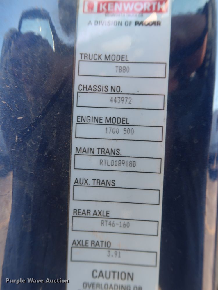 image for item DJ1824 2015 Kenworth T880  dump truck