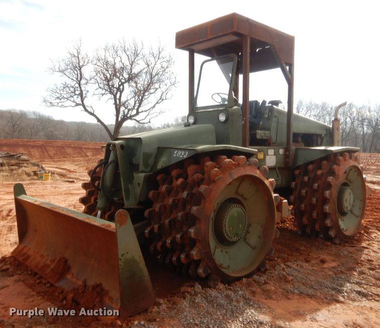 1977 Bomag K300 landfill compactor in Lindsay, OK Item DJ2163 sold