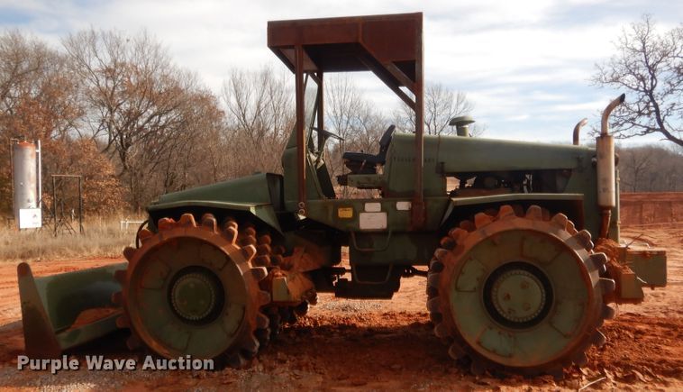 image for item DJ2163 1977 Bomag K300  landfill compactor