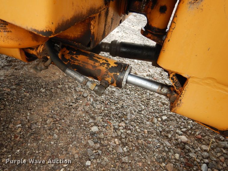 image for item DJ4860 1995 Case Maxi Sneaker  cable plow