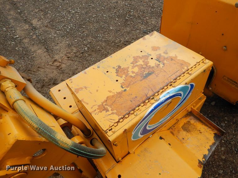 image for item DJ4861 1978 Case Maxi Sneaker  cable plow