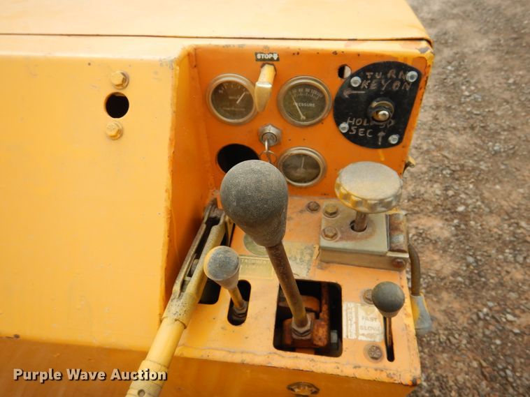 image for item DJ4861 1978 Case Maxi Sneaker  cable plow