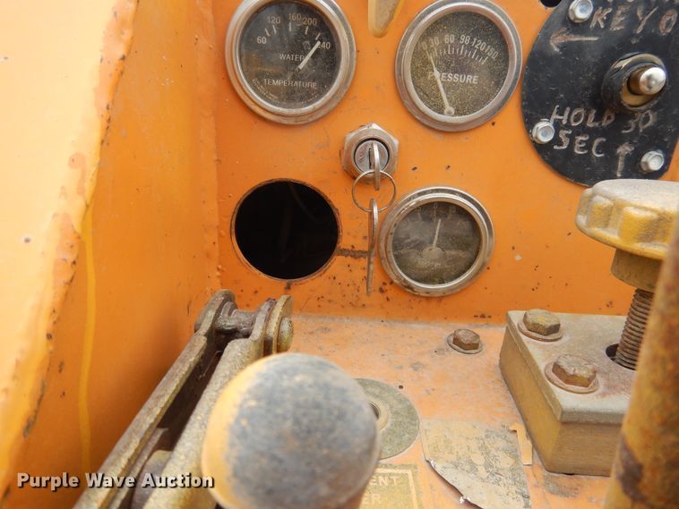 image for item DJ4861 1978 Case Maxi Sneaker  cable plow