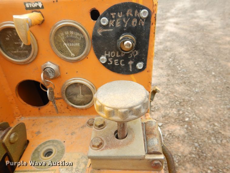 image for item DJ4861 1978 Case Maxi Sneaker  cable plow