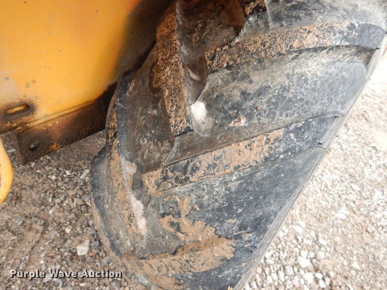 image for item DJ4861 1978 Case Maxi Sneaker  cable plow