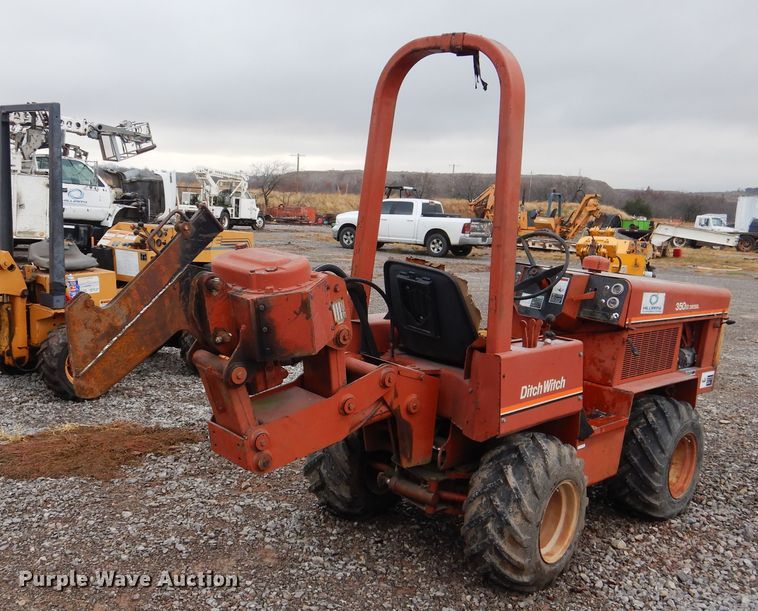 image for item DJ4862 1987 Ditch Witch 350 SX  cable plow