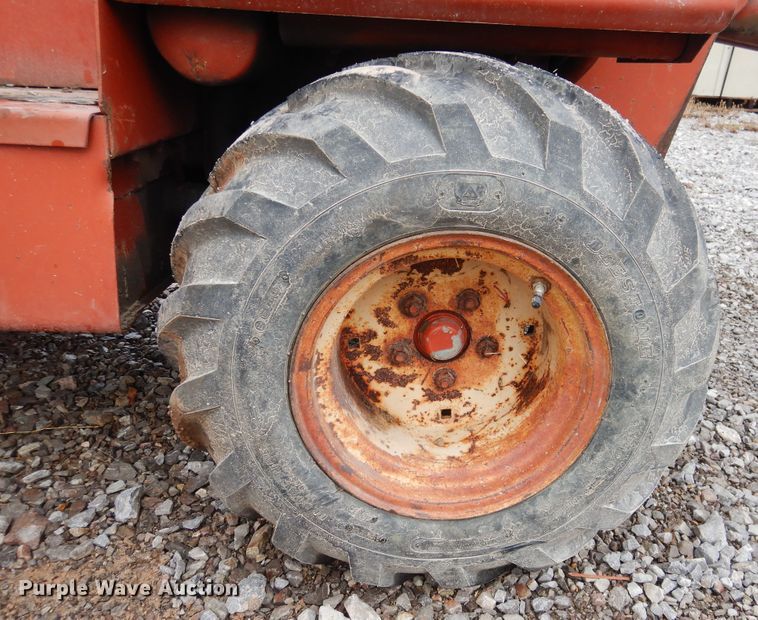 image for item DJ4862 1987 Ditch Witch 350 SX  cable plow