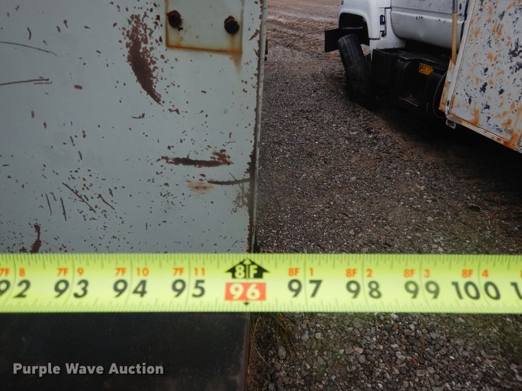 image for item DJ4865 1990 Ford F800  bucket truck