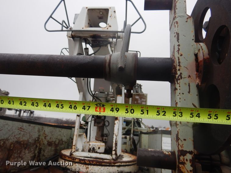 image for item DJ4865 1990 Ford F800  bucket truck