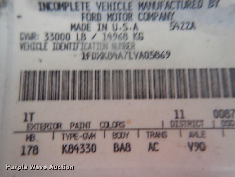 image for item DJ4865 1990 Ford F800  bucket truck