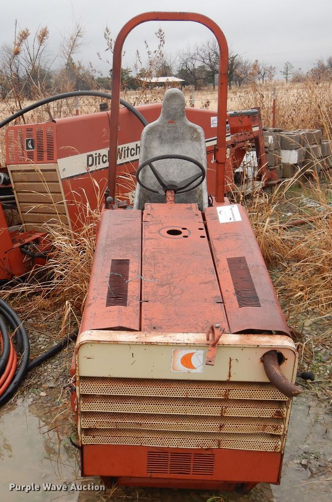 image for item DJ4873 Ditch Witch 350 SX  cable plow