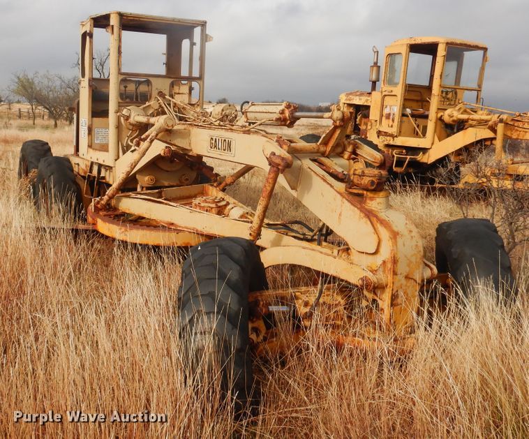 image for item DJ4876 Galion 118  motor grader
