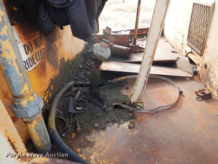 image for item DJ4876 Galion 118  motor grader