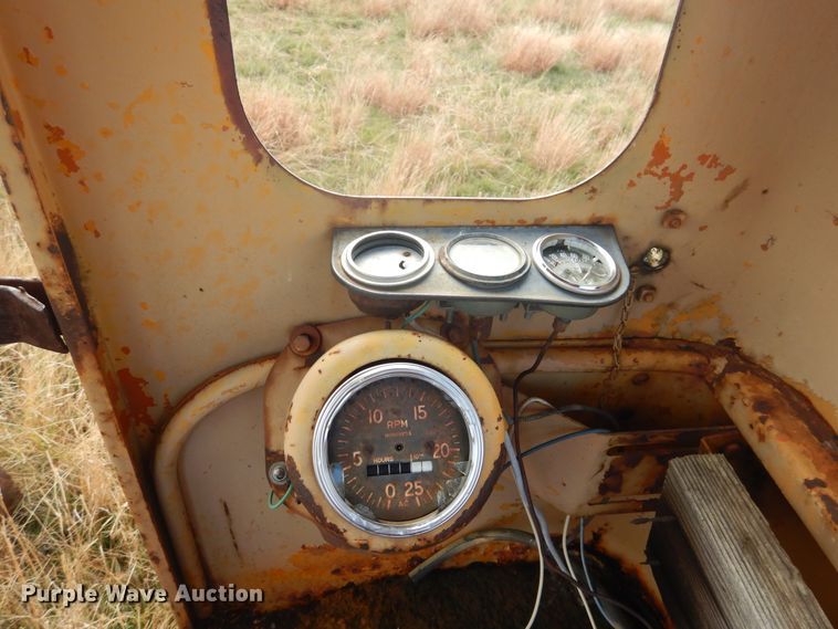 image for item DJ4876 Galion 118  motor grader