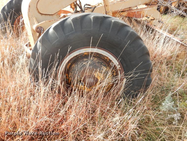 image for item DJ4876 Galion 118  motor grader